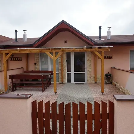 Adriana 10e, Vysoke Tatry, High Tatras * Veľký Slavkov